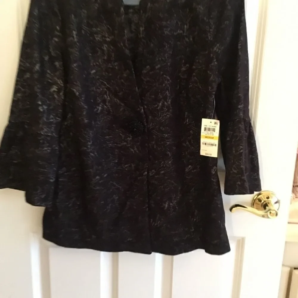 NWT Black/Silver Jacquard Jacket Size M Bell Sleev
